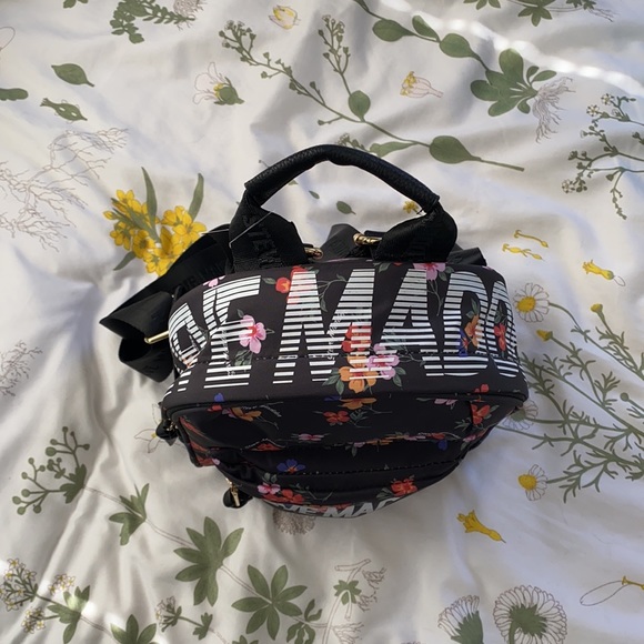 Steve Madden back pack - Picture 5 of 7
